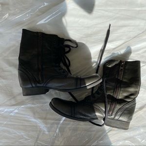 Steve Madden Black Leather Troopa Boot